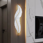 Feather_Wall_Lamp_made of resin bring a warm feel