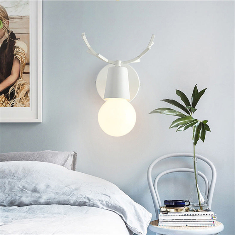 Nordic_Antler_Wall_Lamp_5