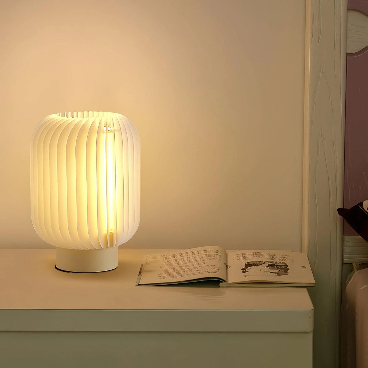 Nordic Cream Wind Table Lamp-14