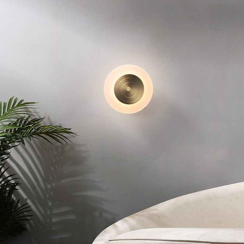 Nordic_Disc_Wall_Lamp_2