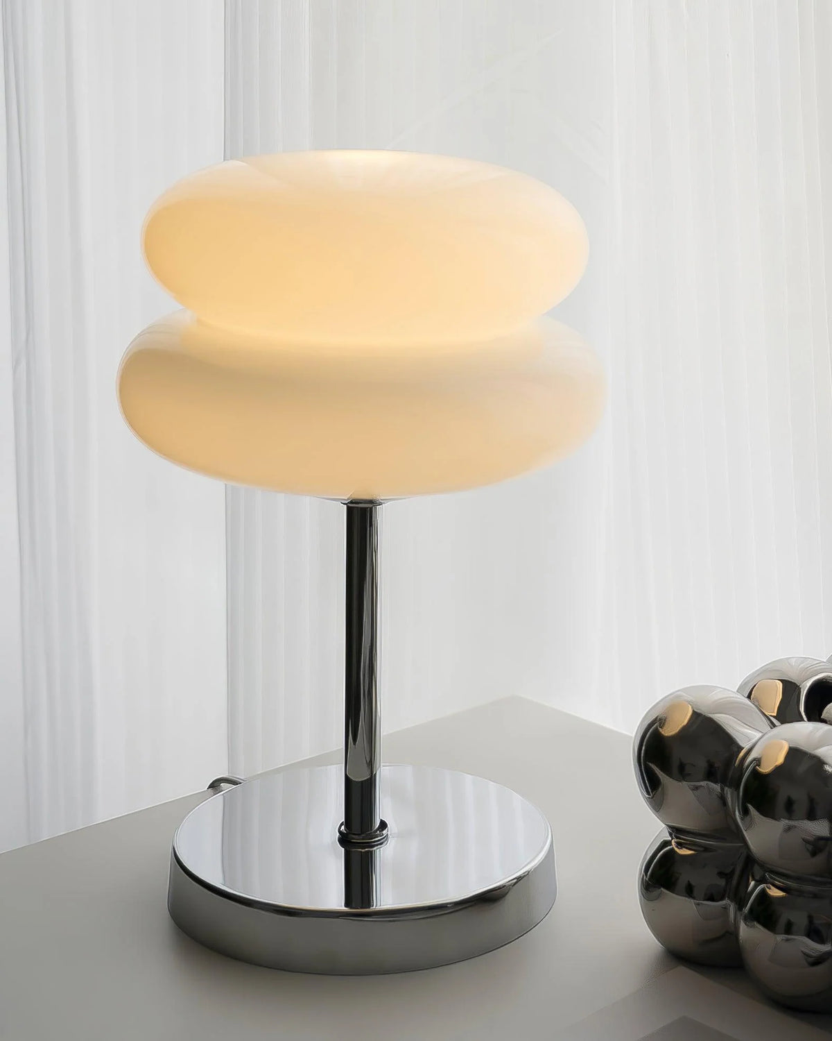 Nordic Egg Tart Table Lamp 18