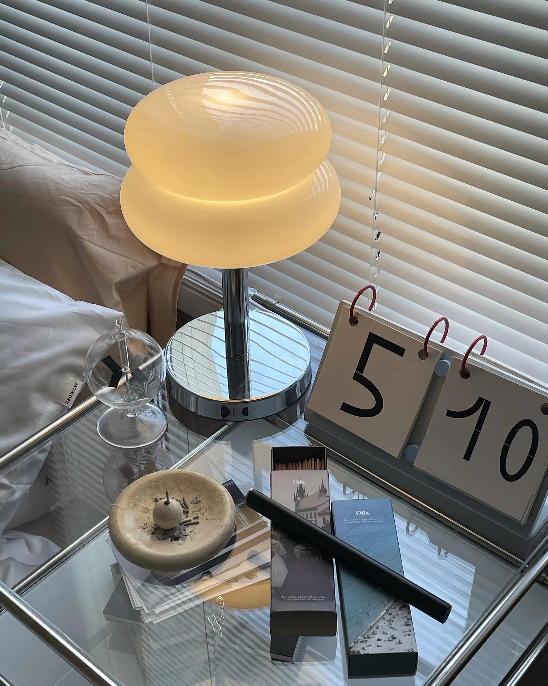 Nordic Egg Tart Table Lamp 9