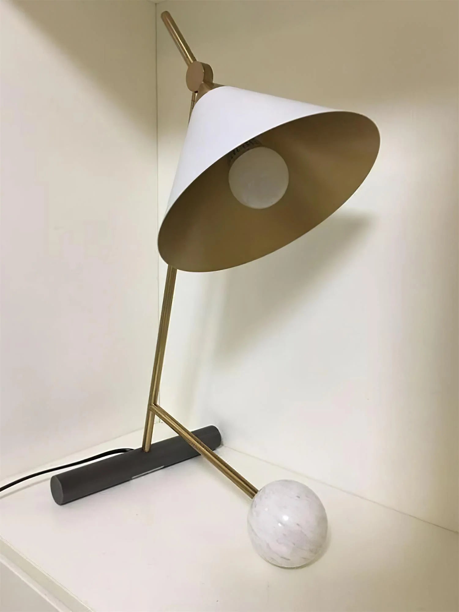 Nordic Horn Table Lamp 18