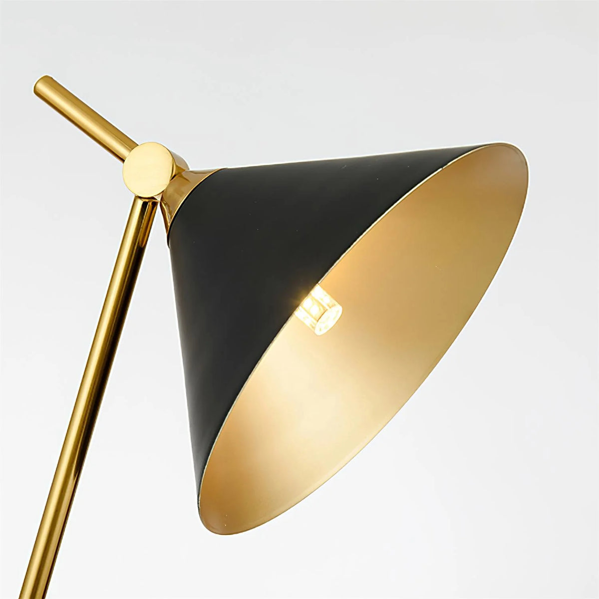 Nordic Horn Table Lamp 6