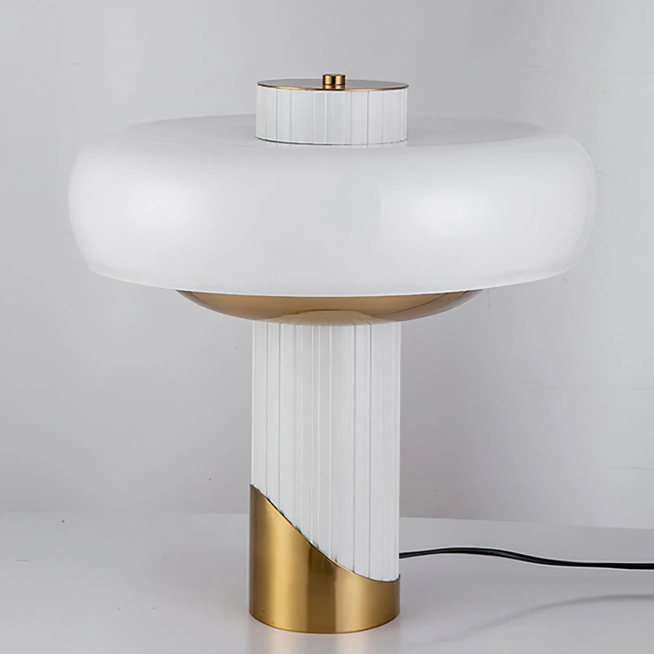 Nordic Llayda Table Lamp 17