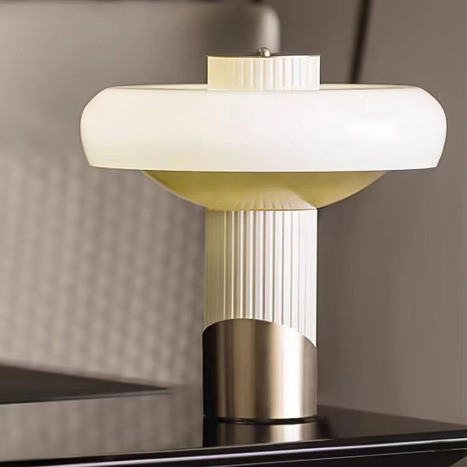 Nordic Llayda Table Lamp 20