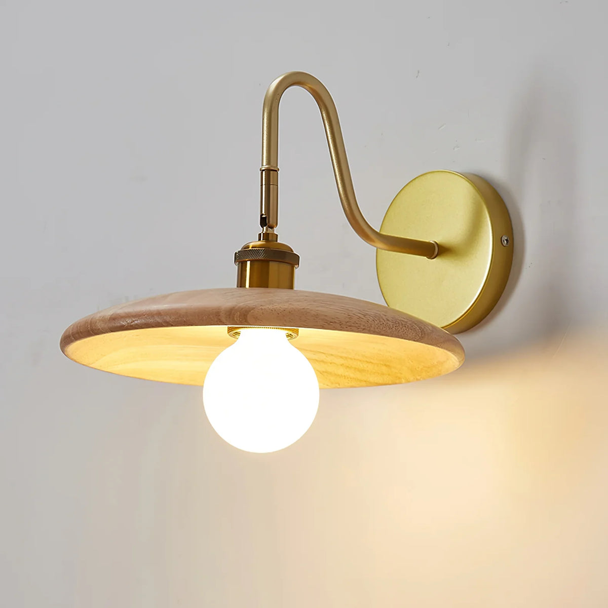 Nordic_Log_Wall_Lamp_2