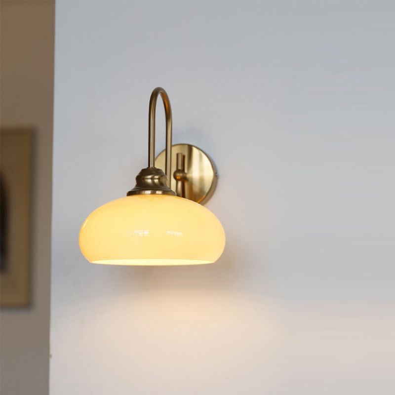 Nova_Brass_Wall_Light_3