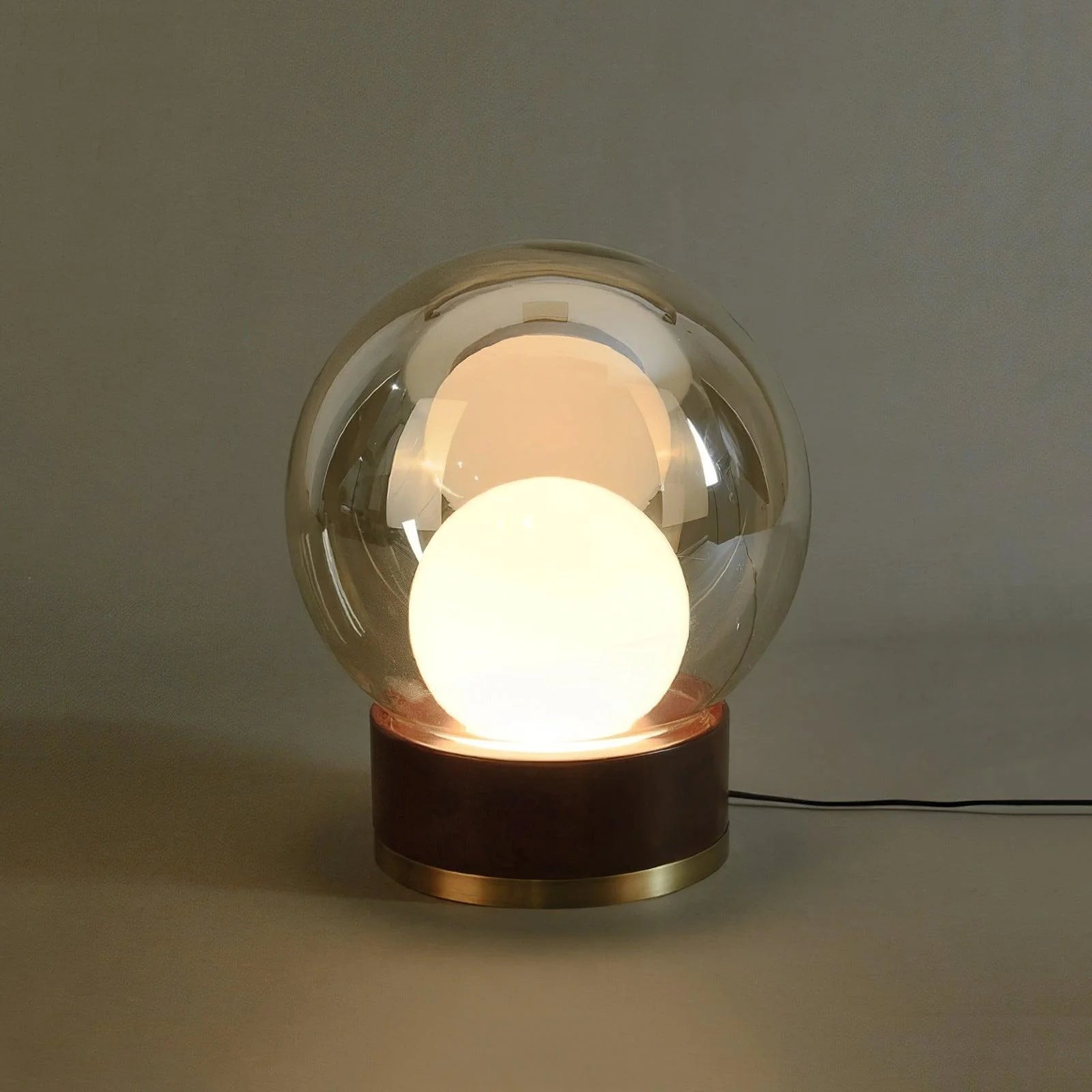 Old-Fashioned Bubble Desk Lamp 29