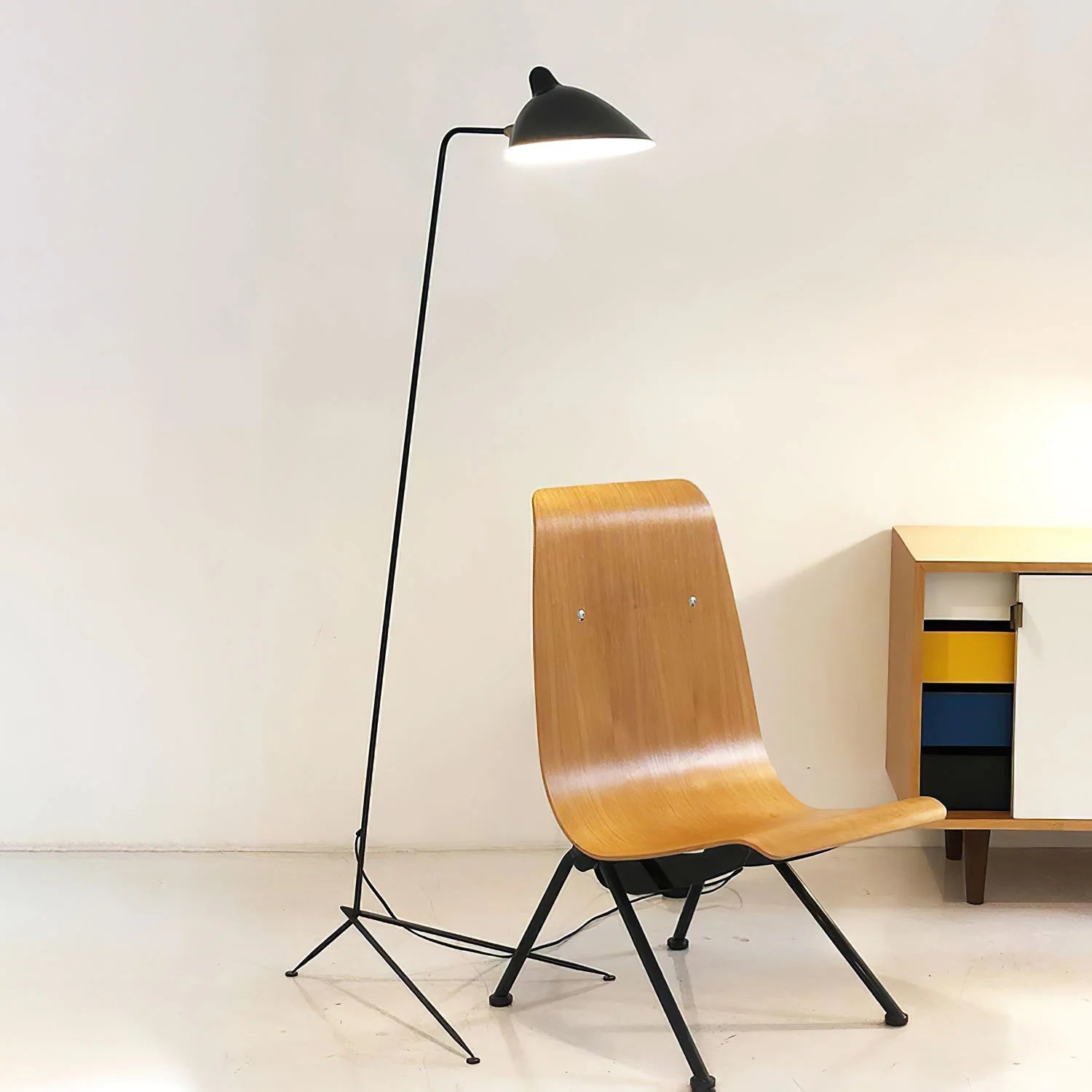 One_Arm_Floor_Lamp_2