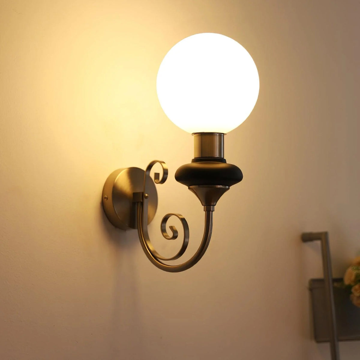 Onyx_Wall_Lamp_3