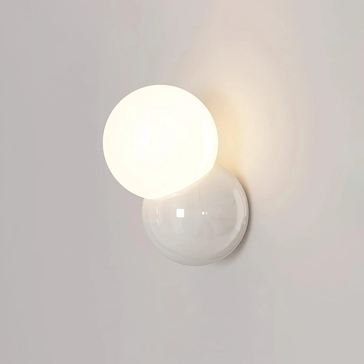 Orb_Wall_Lamp_10