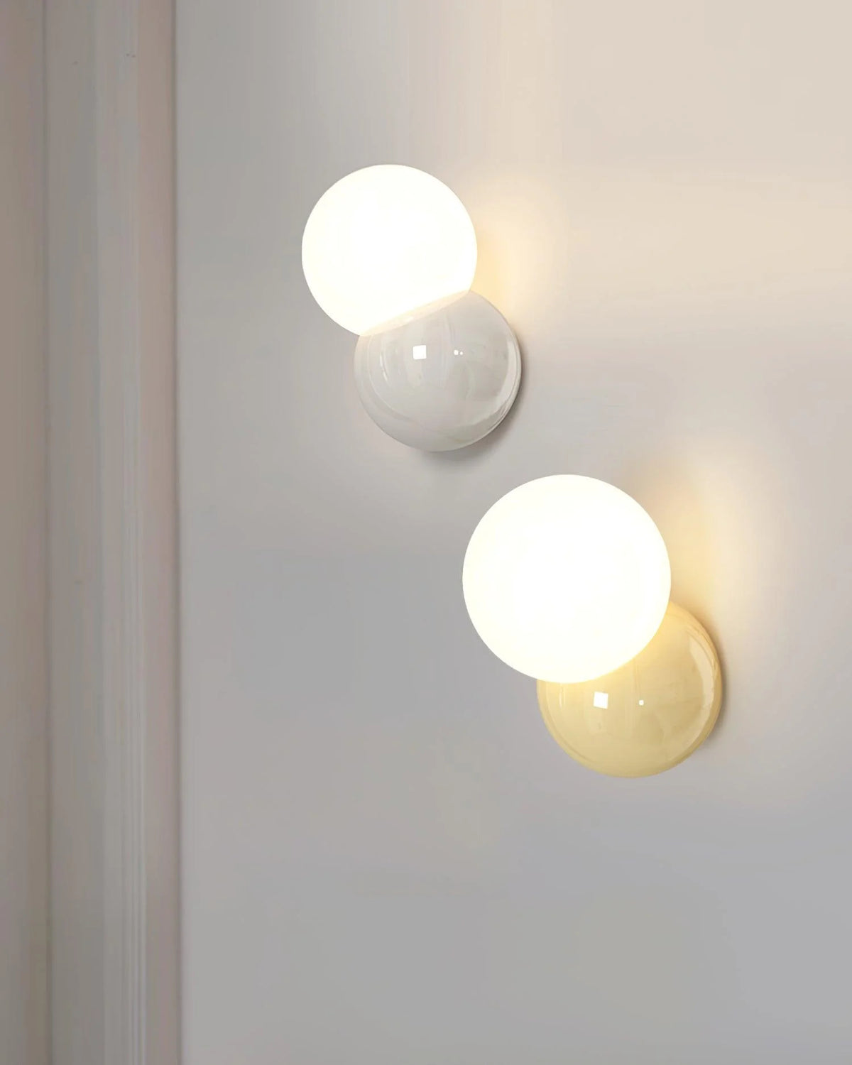 Orb_Wall_Lamp_5