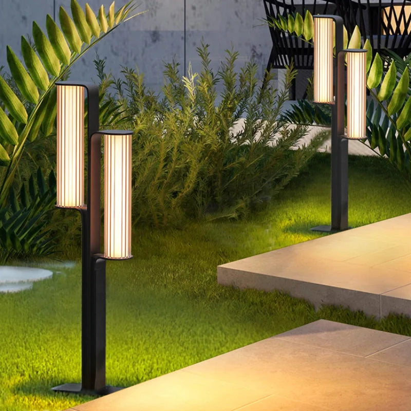 Outdoor_Courtyard_Low_Lamp_3