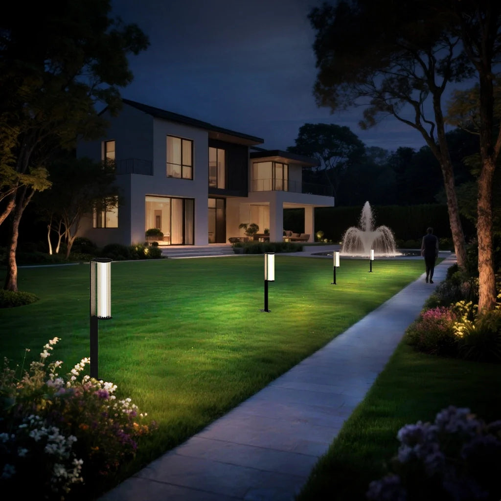 Outdoor_Courtyard_Low_Lamp_7