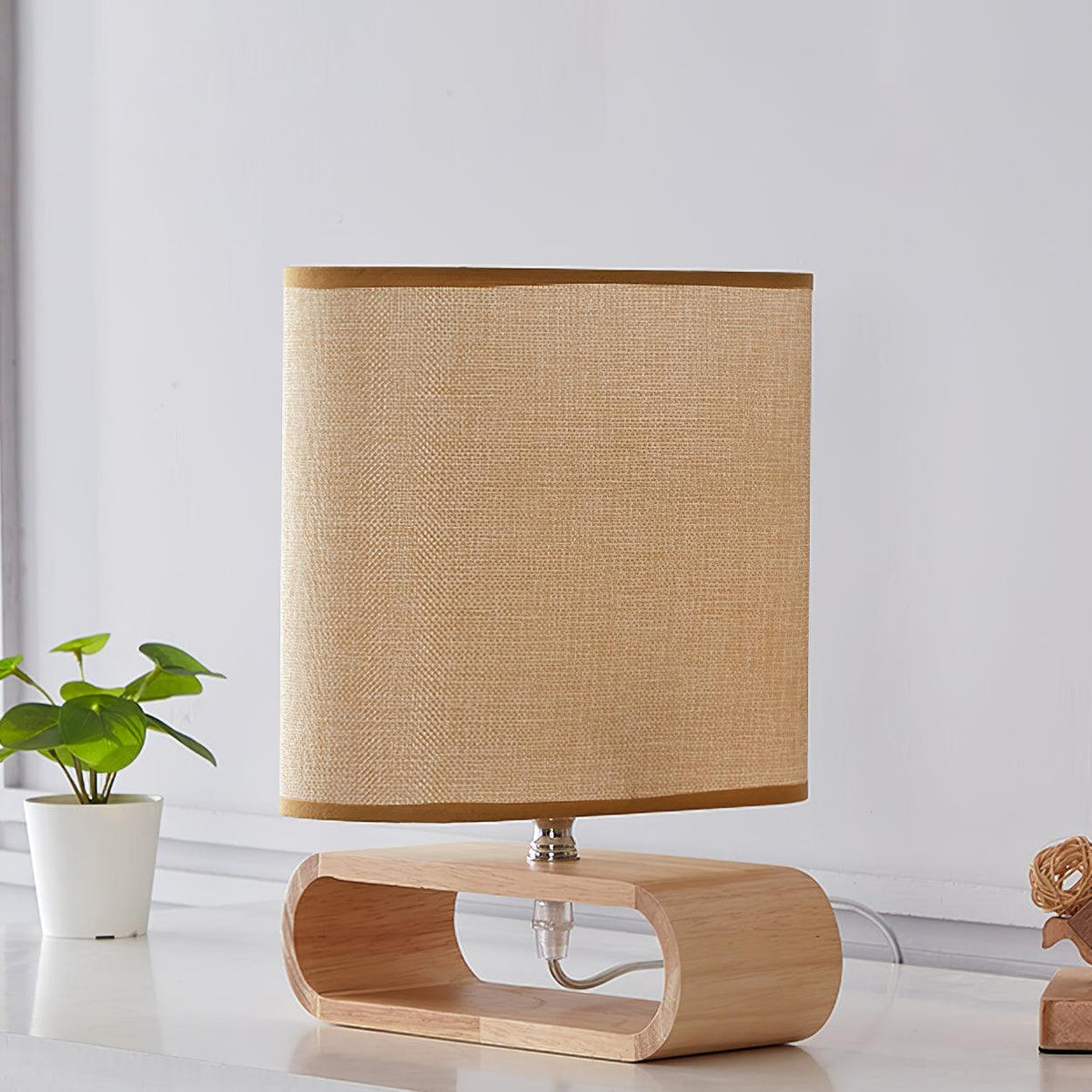 Oval_Wood_Table_Lamp_6