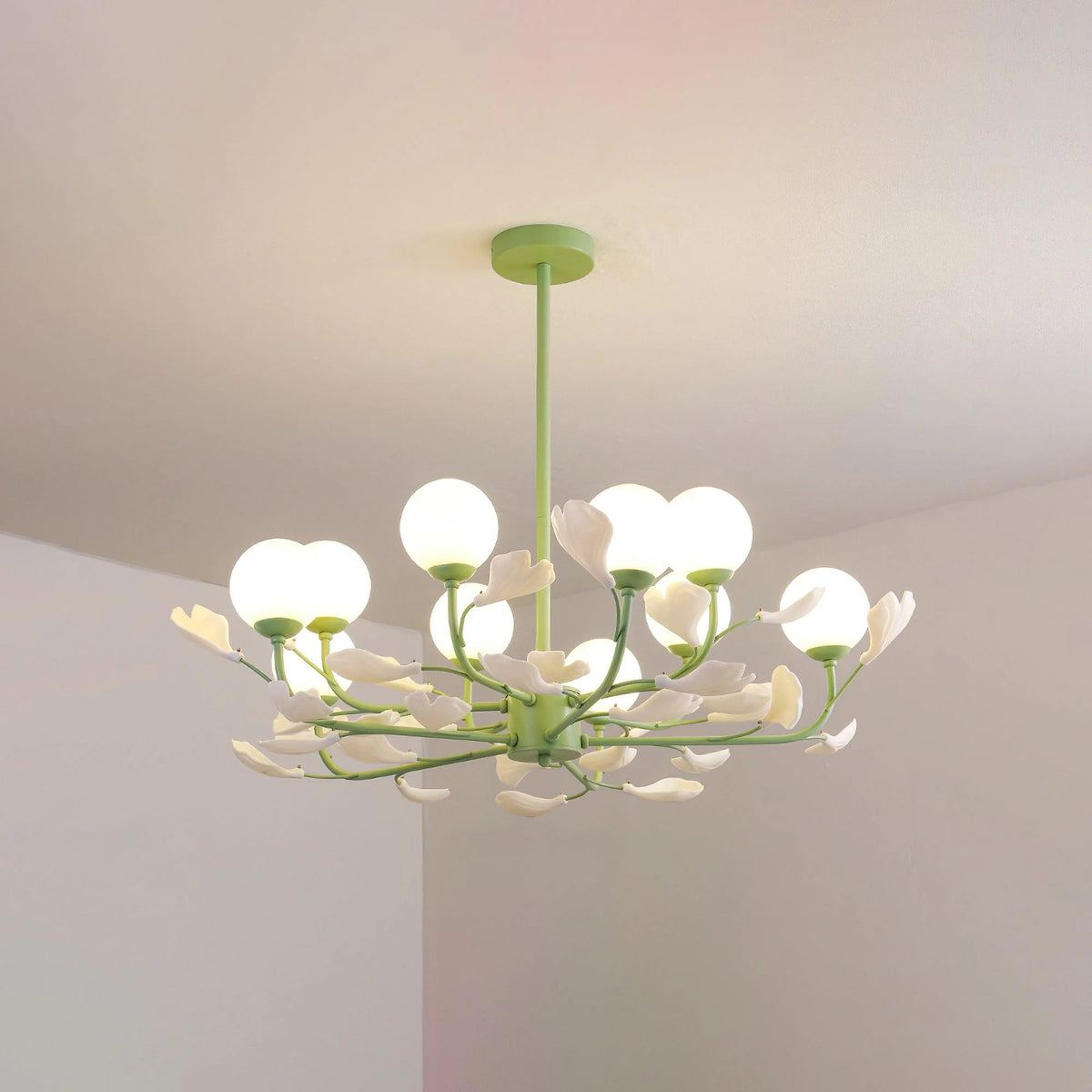 Pastoral Gingko Glass Chandelier 12