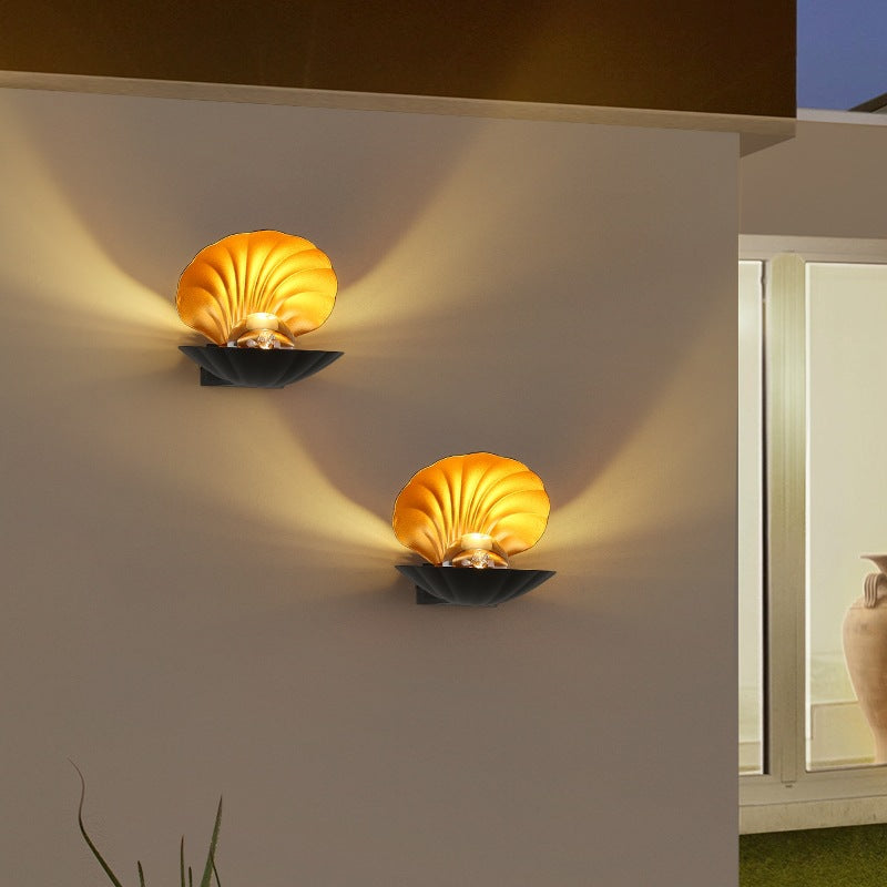 Pearl_Clam_Wall_Light_2