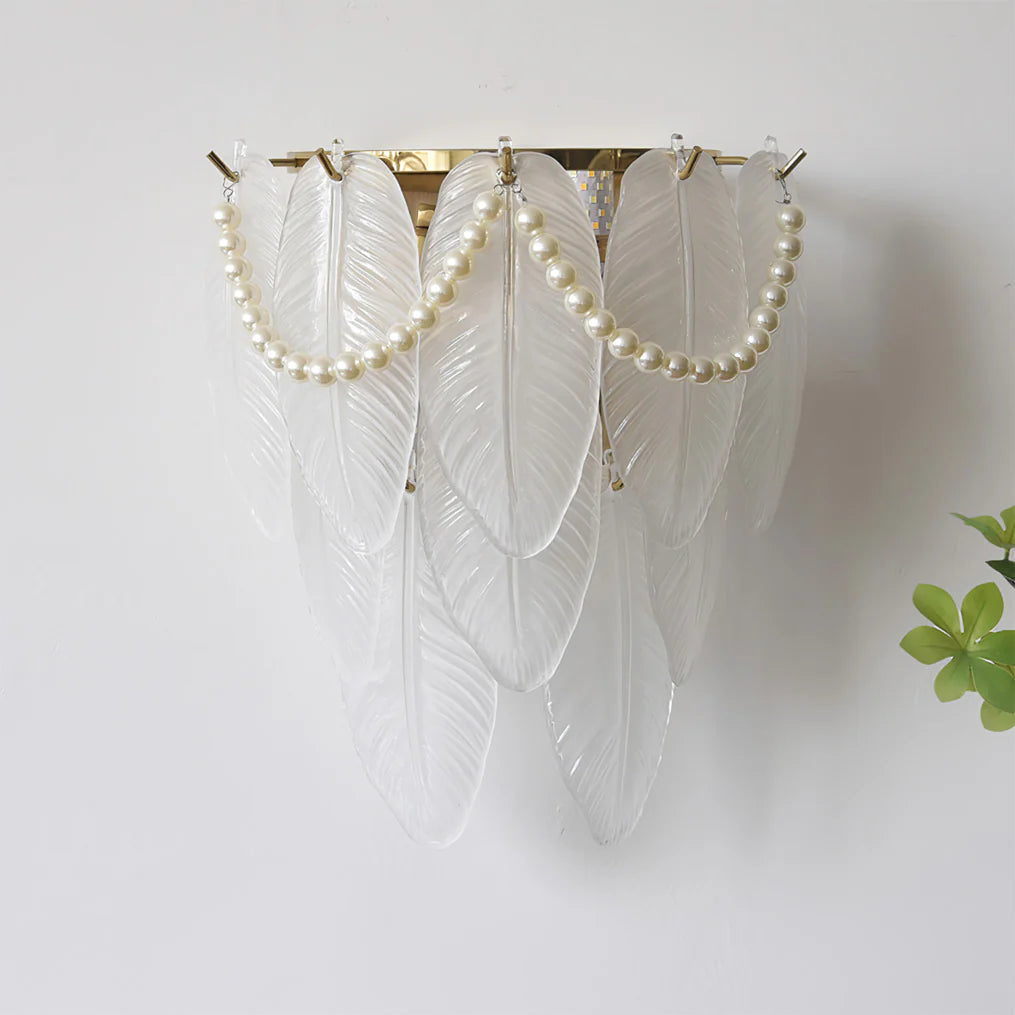 Pearl_Feather_Wall_Lamp_3