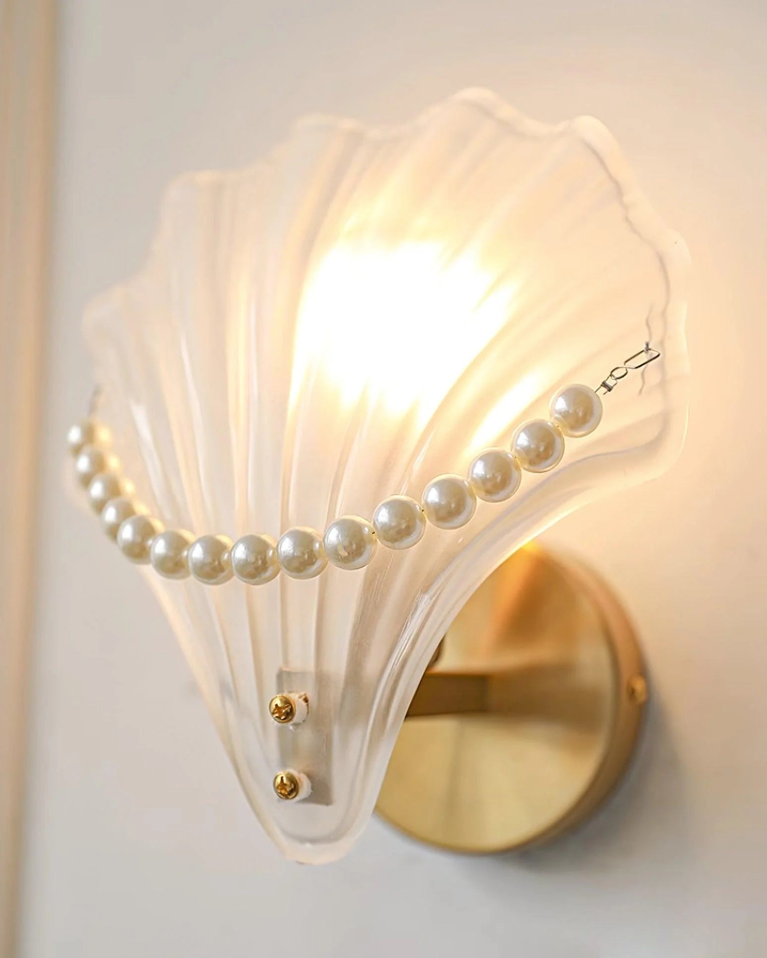 Pearl_Shell_Wall_Lamp_14