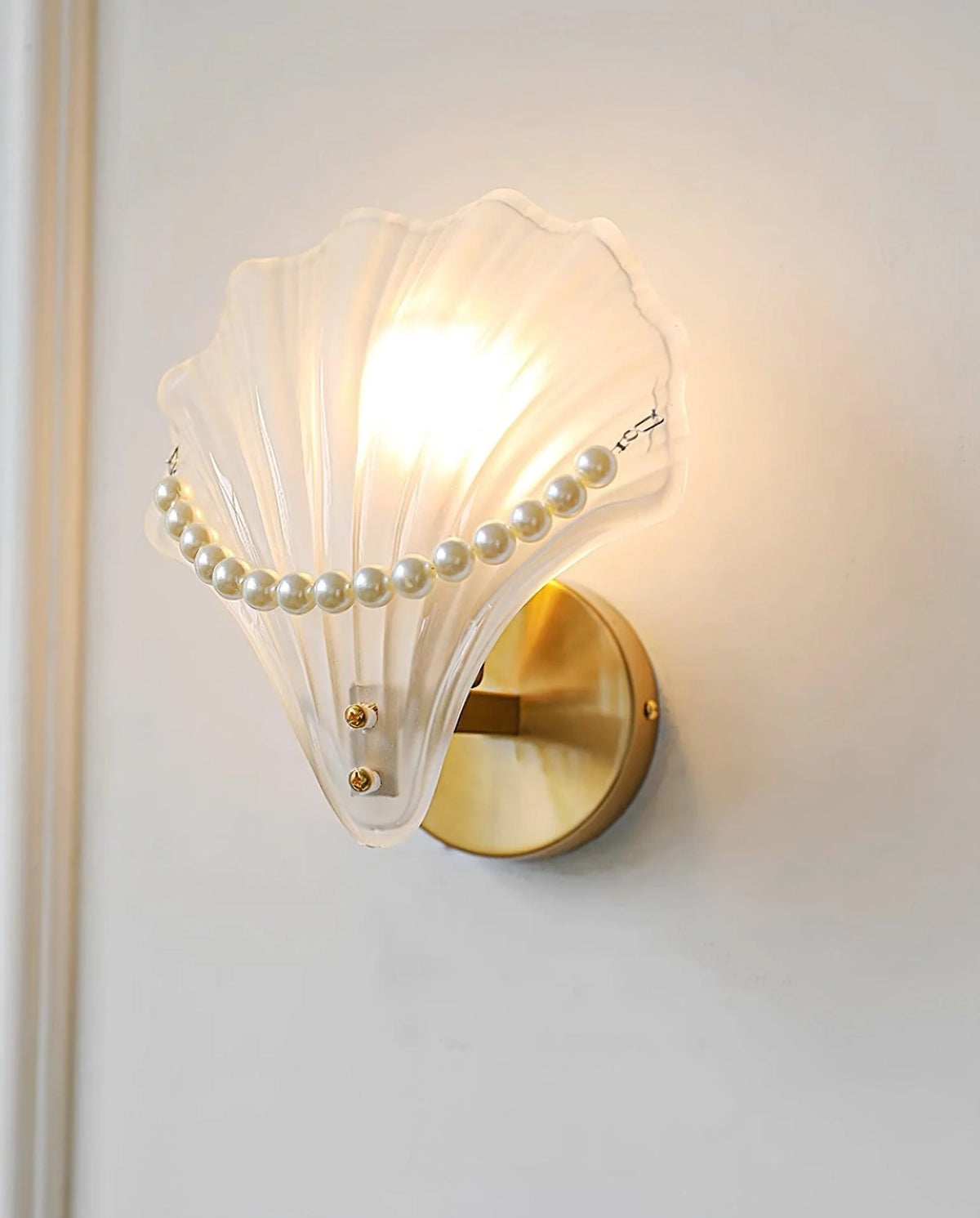 Pearl_Shell_Wall_Lamp_17