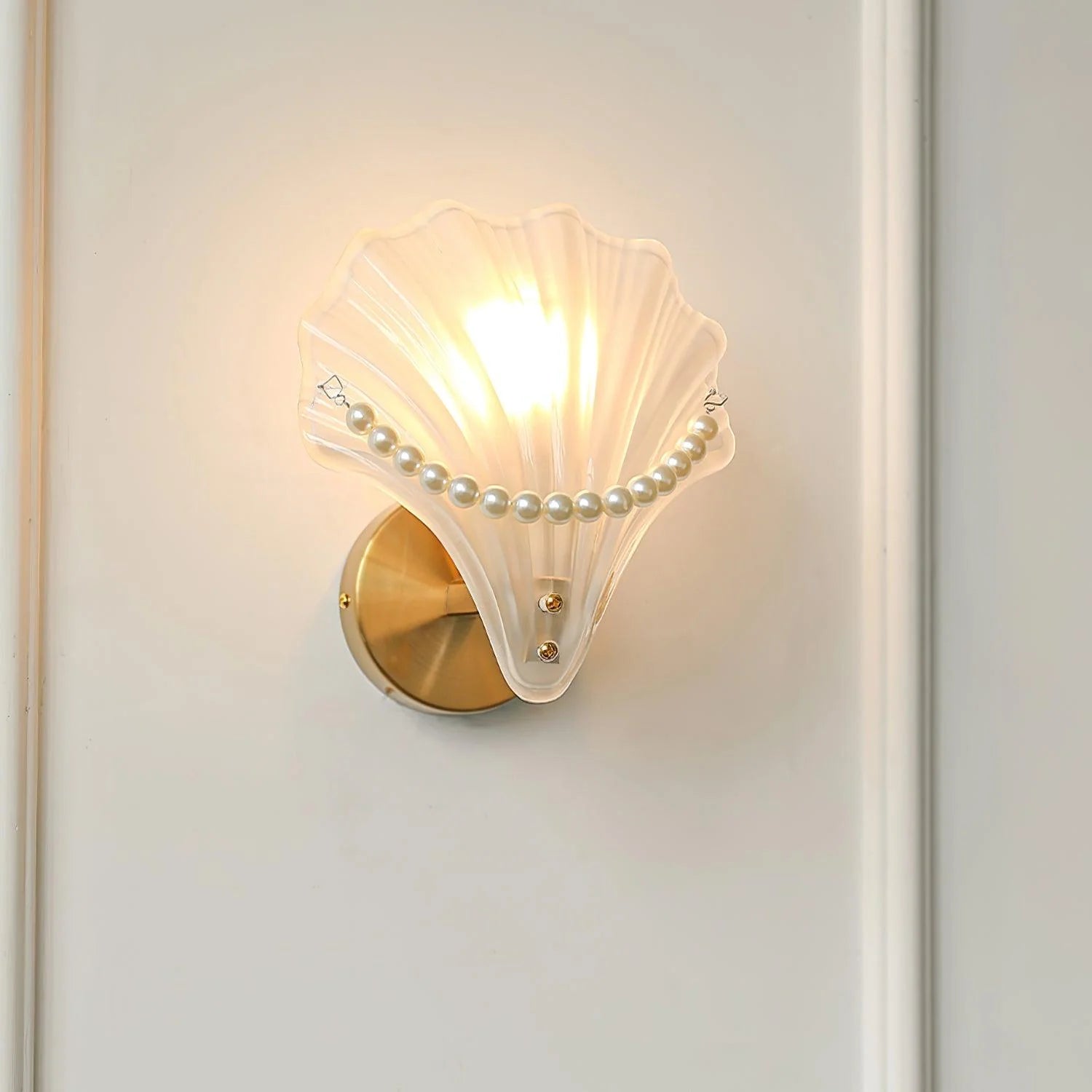 Pearl_Shell_Wall_Lamp_4