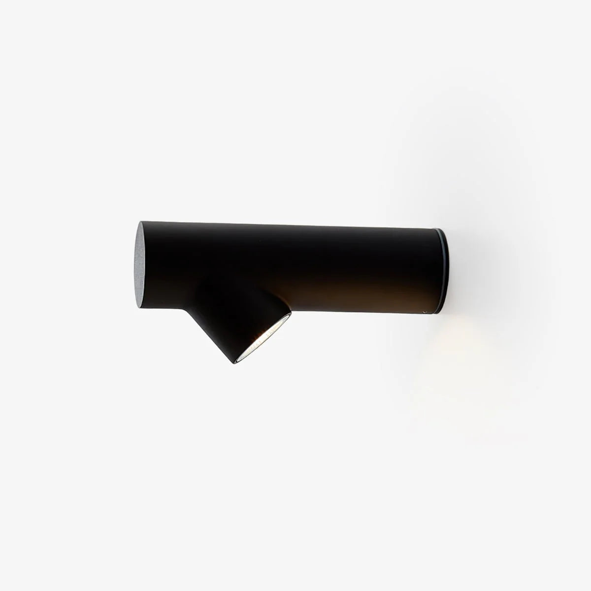 Pipe_Cylindrical_Wall_Lamp_1