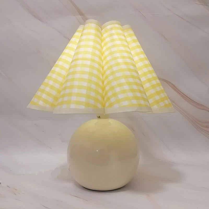 Plaid Pleated Desk Lamp-5