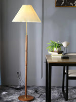 Pleated_Floor_Lamp_11