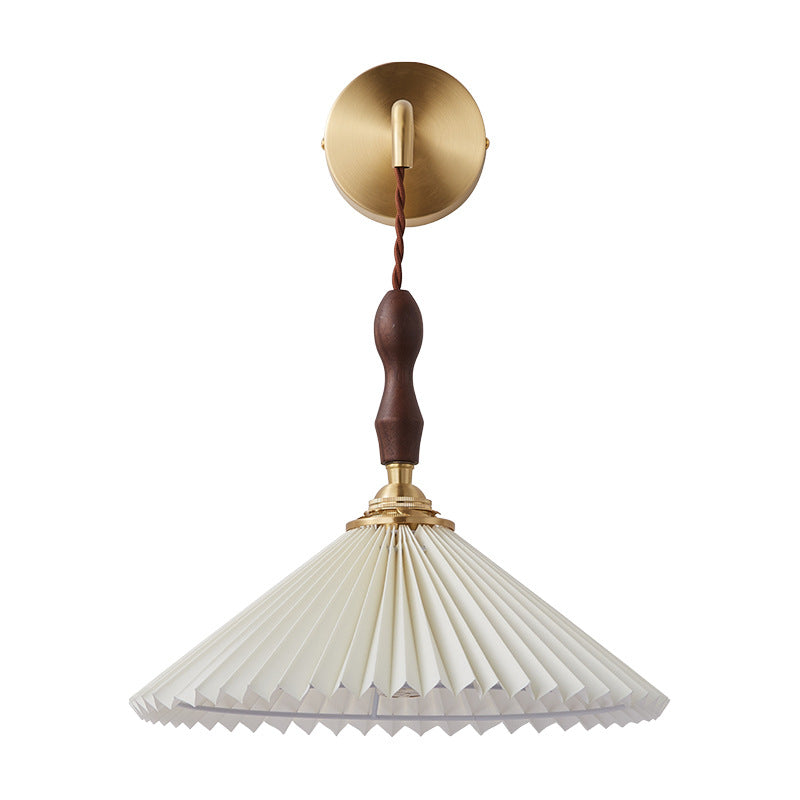 Pleated_Pendant_Wall_Lamp_11