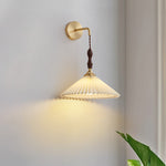 Pleated_Pendant_Wall_Lamp_3