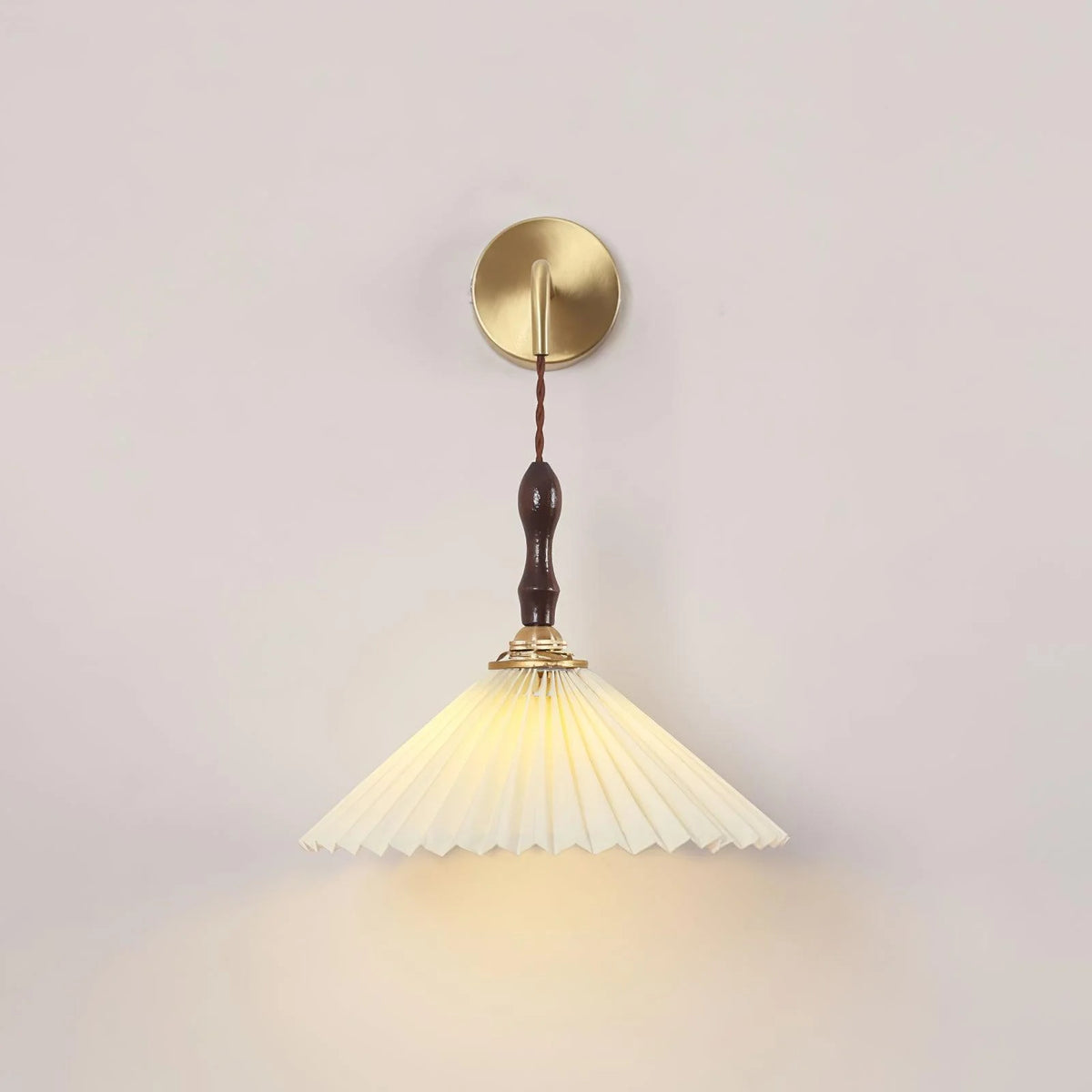 Pleated_Pendant_Wall_Lamp_8