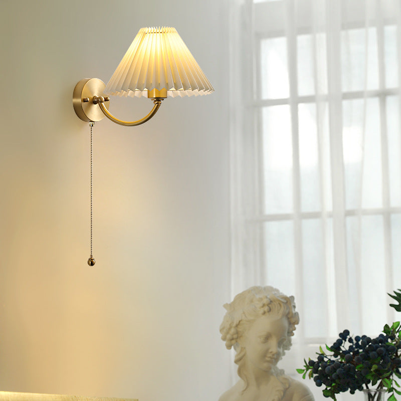 Pleated_Wall_Lamp_5