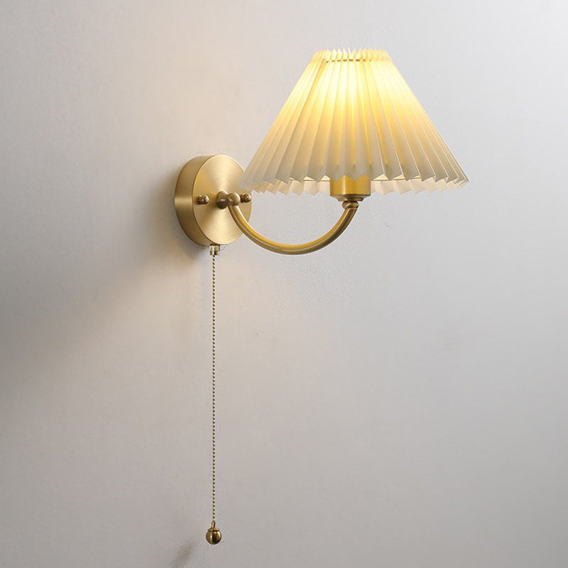 Pleated_Wall_Lamp_6