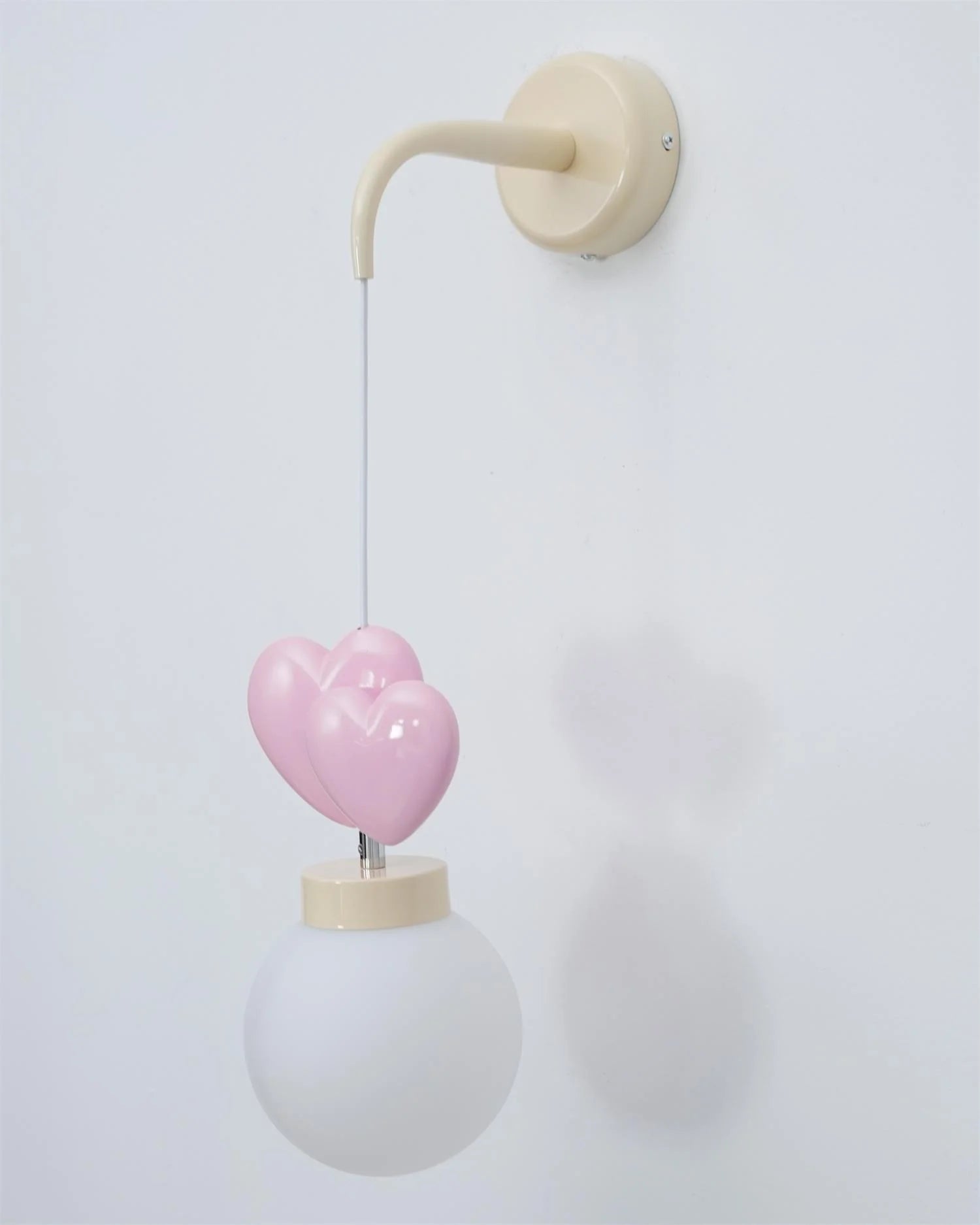 Pokoch_Love_Wall_Lamp_27