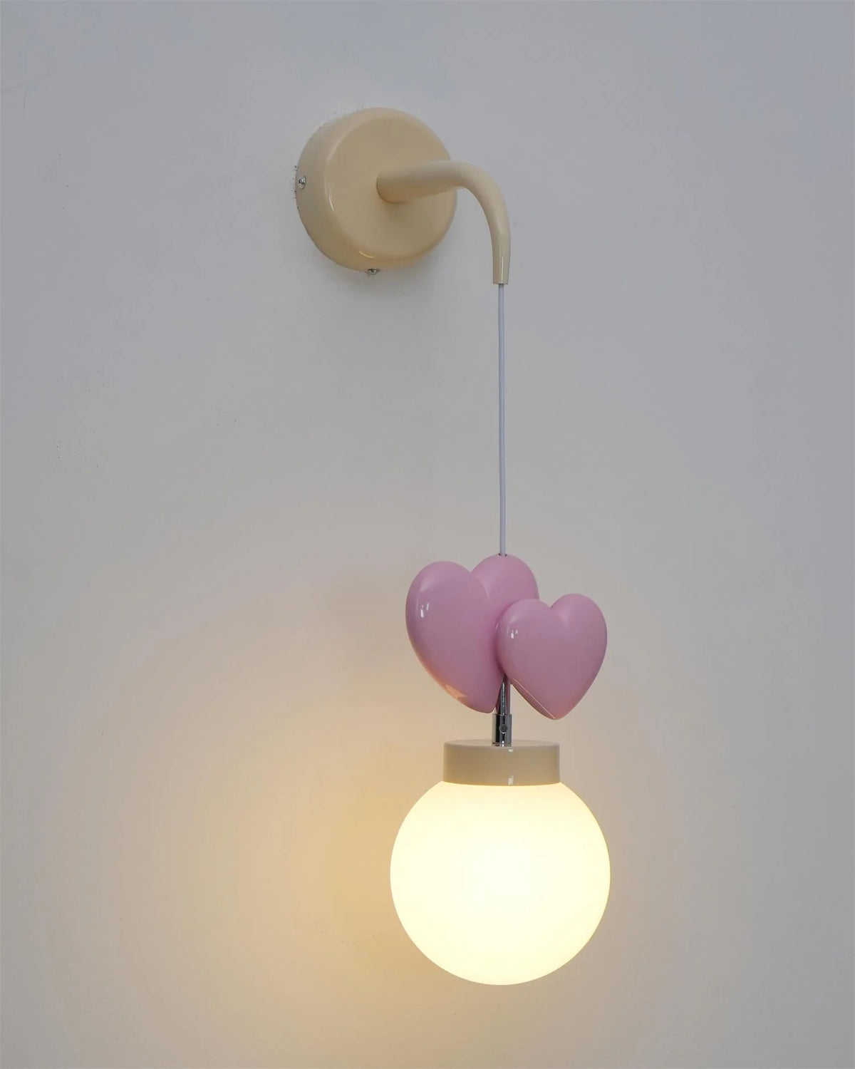 Pokoch_Love_Wall_Lamp_34