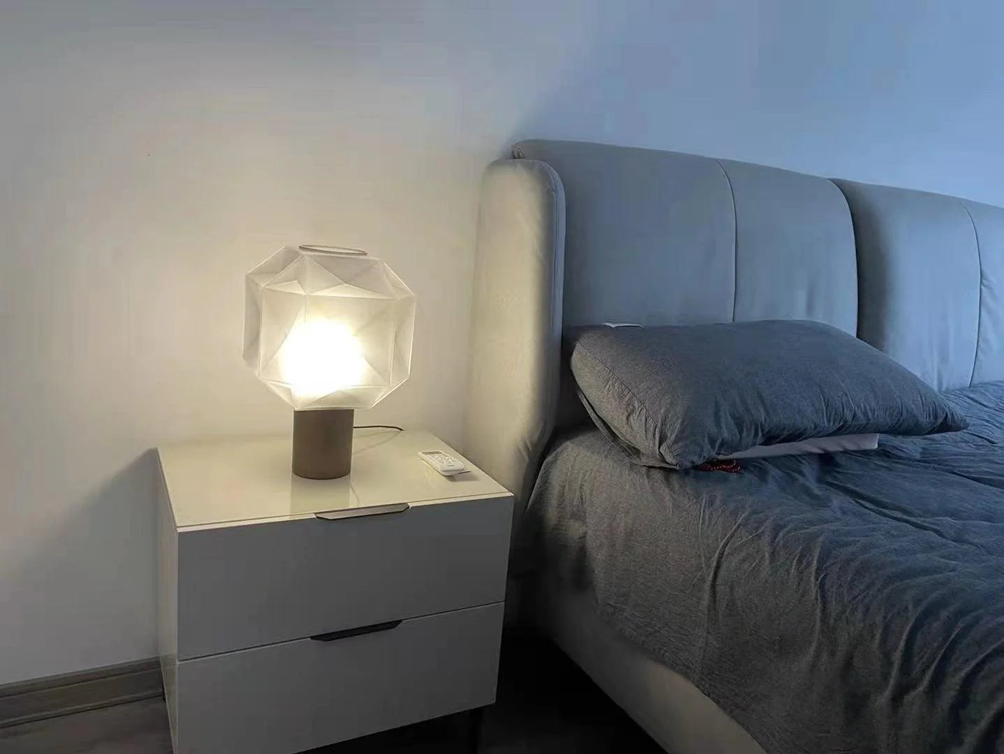 Polygon Table Lamp 33