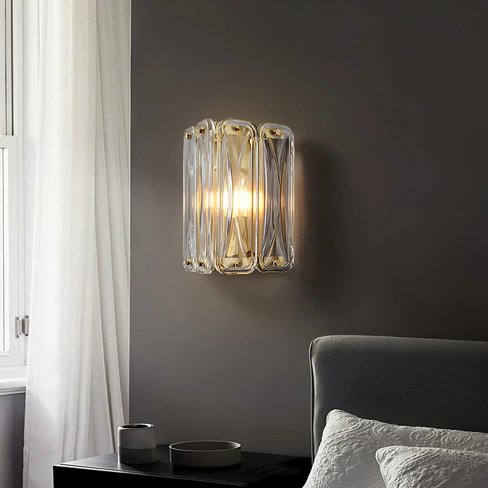 Polygonal_Crystal_Wall_Lamp_2