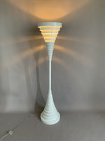 Post-Modern_Amor_Floor_Lamp_5