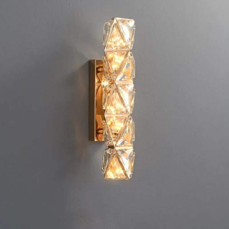 Prismatic_Crystal_Wall_Lamp_10