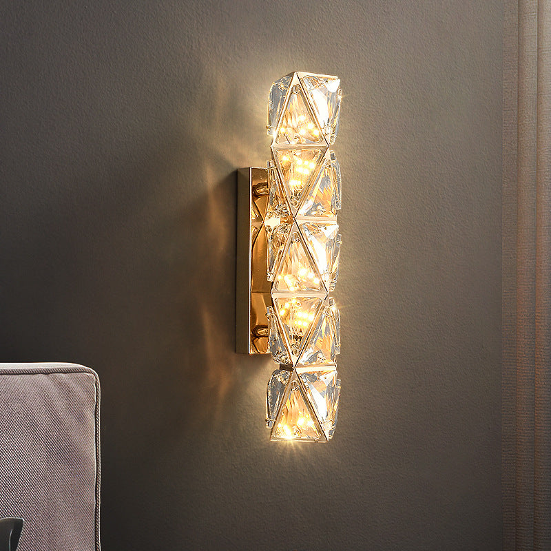 Prismatic_Crystal_Wall_Lamp_4