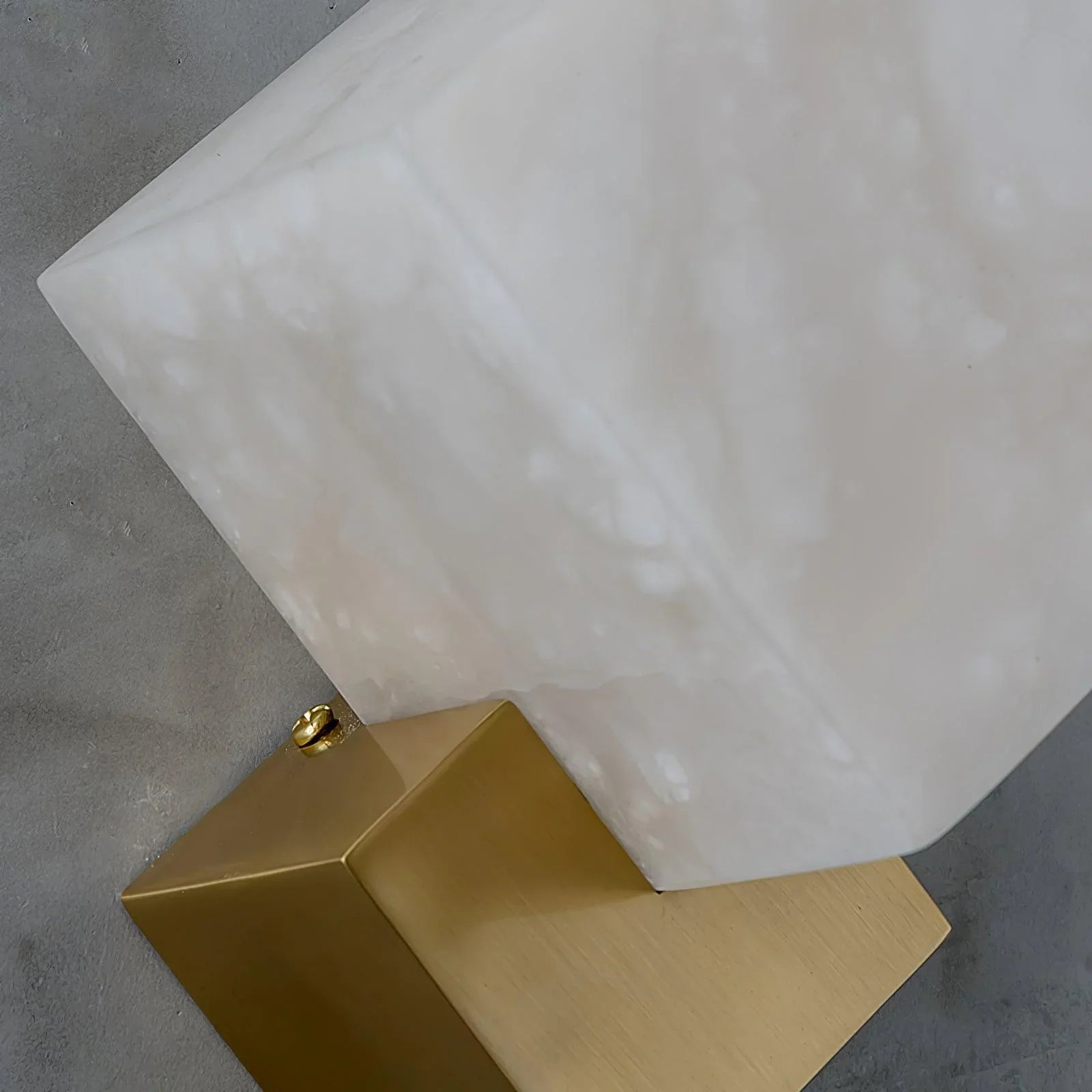 Prismatic_Marble_Wall_Lamp_11