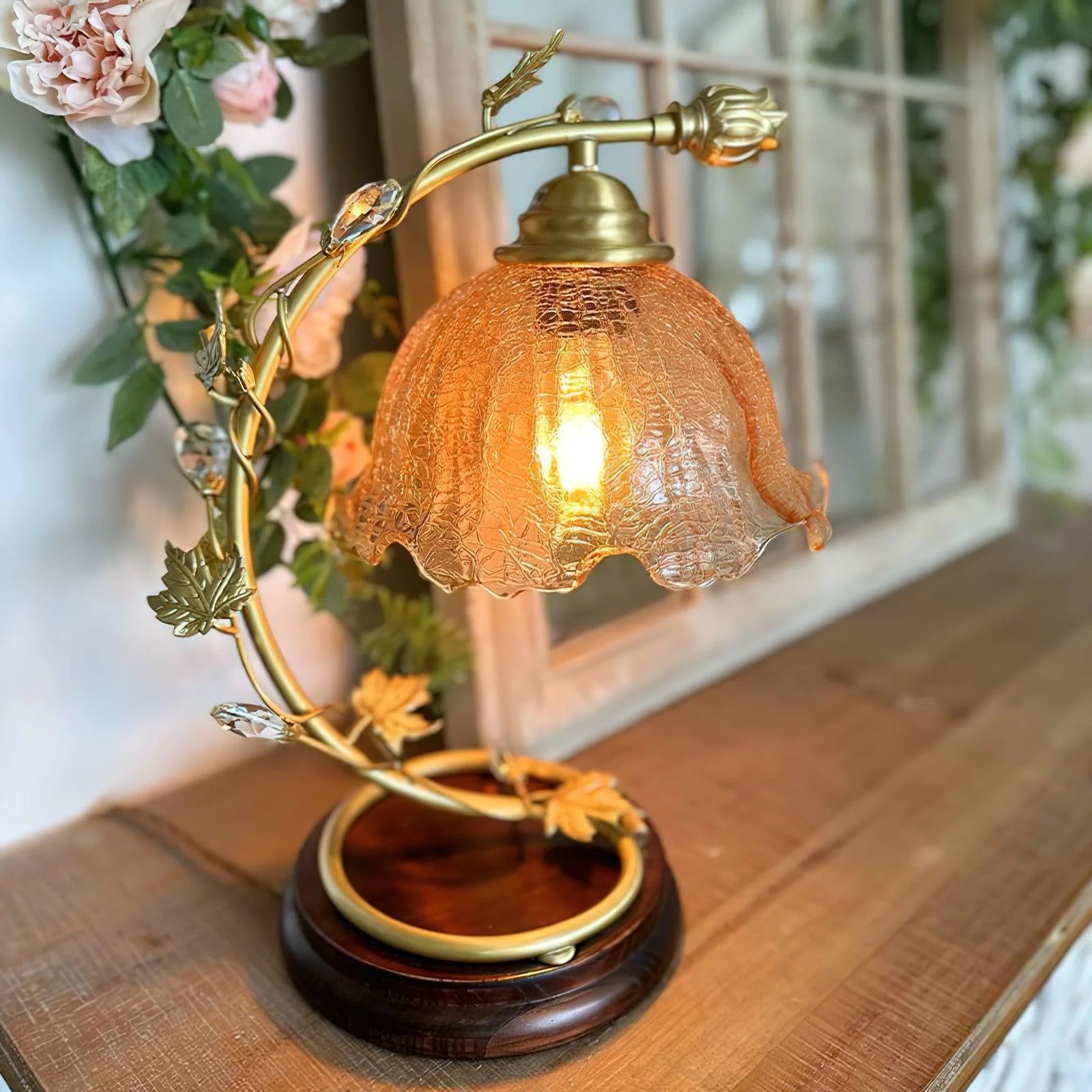 Rattan_Flower_Table_Lamp_13