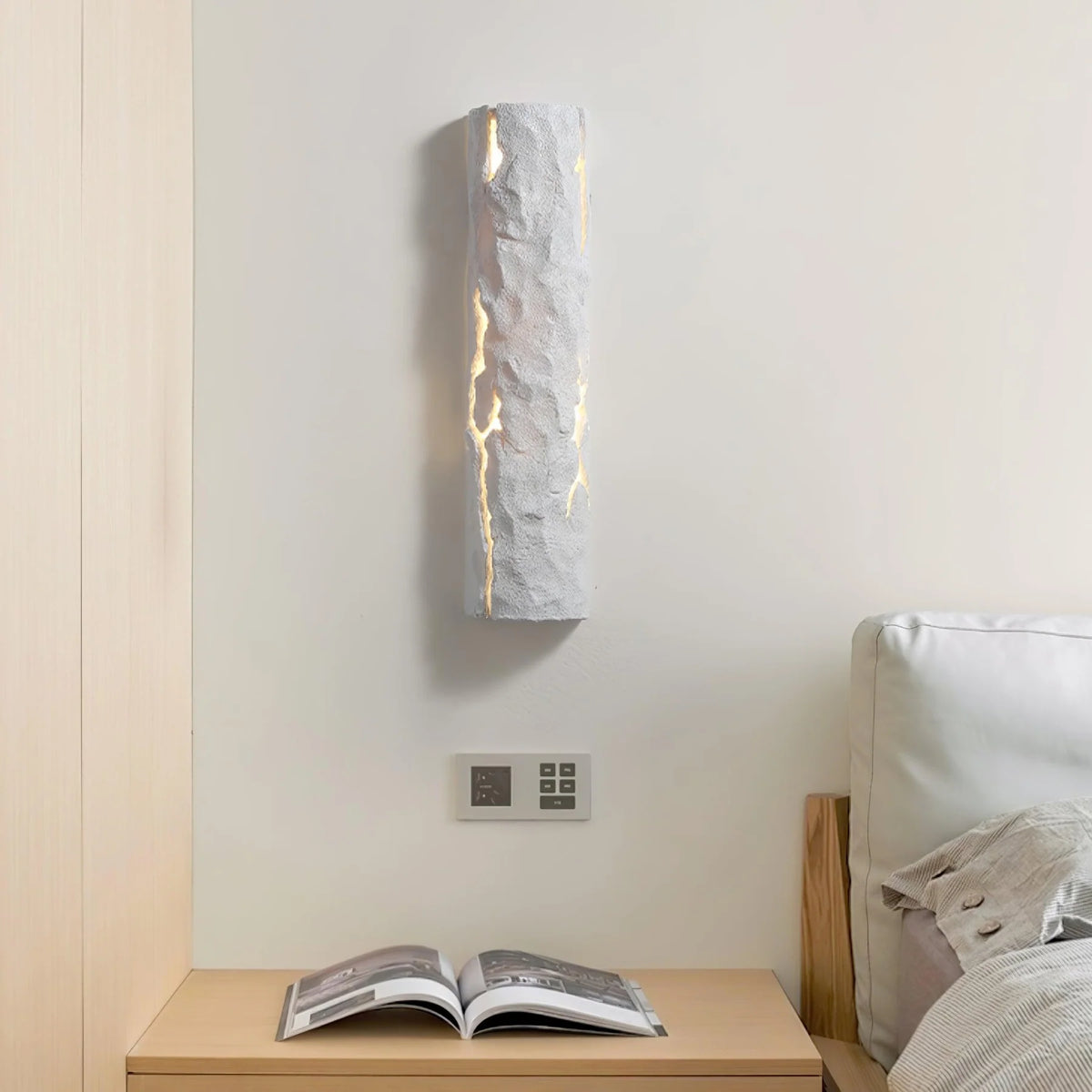 Resin_Bark_Wall_Lamp_4