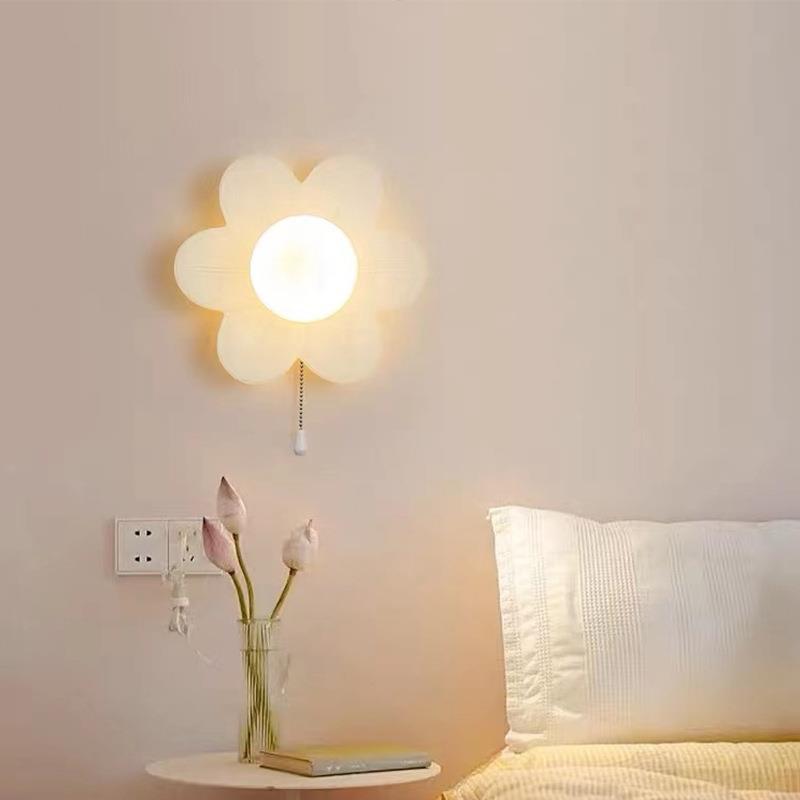 Resin_Flower_Wall_Lamp_2