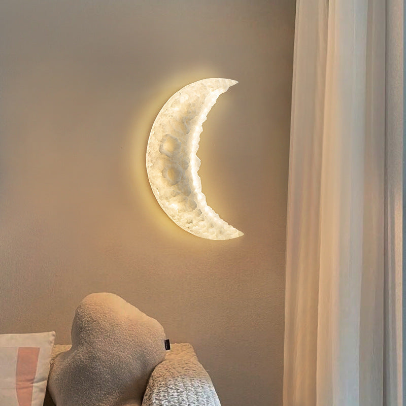 Resin_Moon_Wall_Lamp_2_3