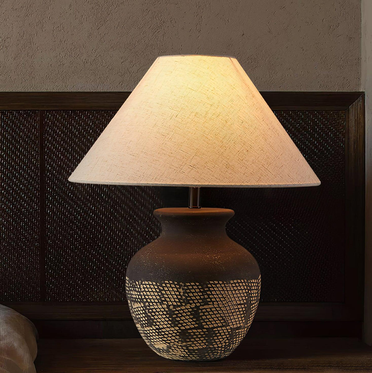 Retro_Ceramic_Table_Lamp_3