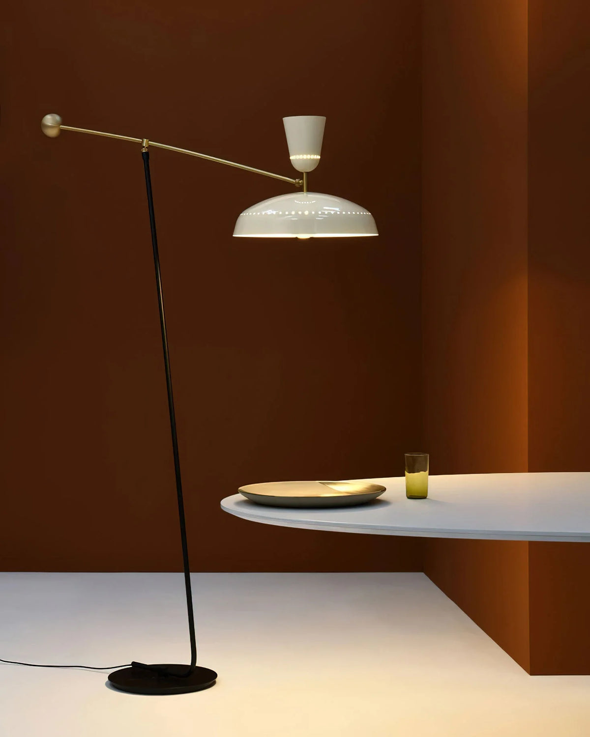 Retro_G1_Floor_Lamp_7