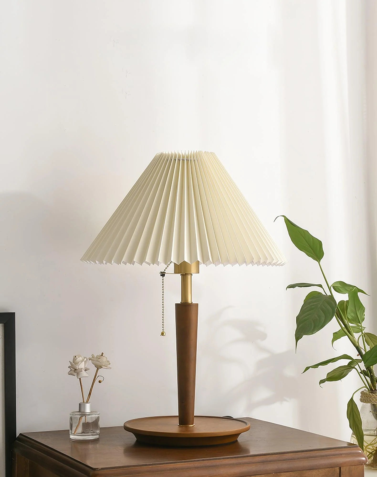 Retro_Pleated_Table_Lamp_14