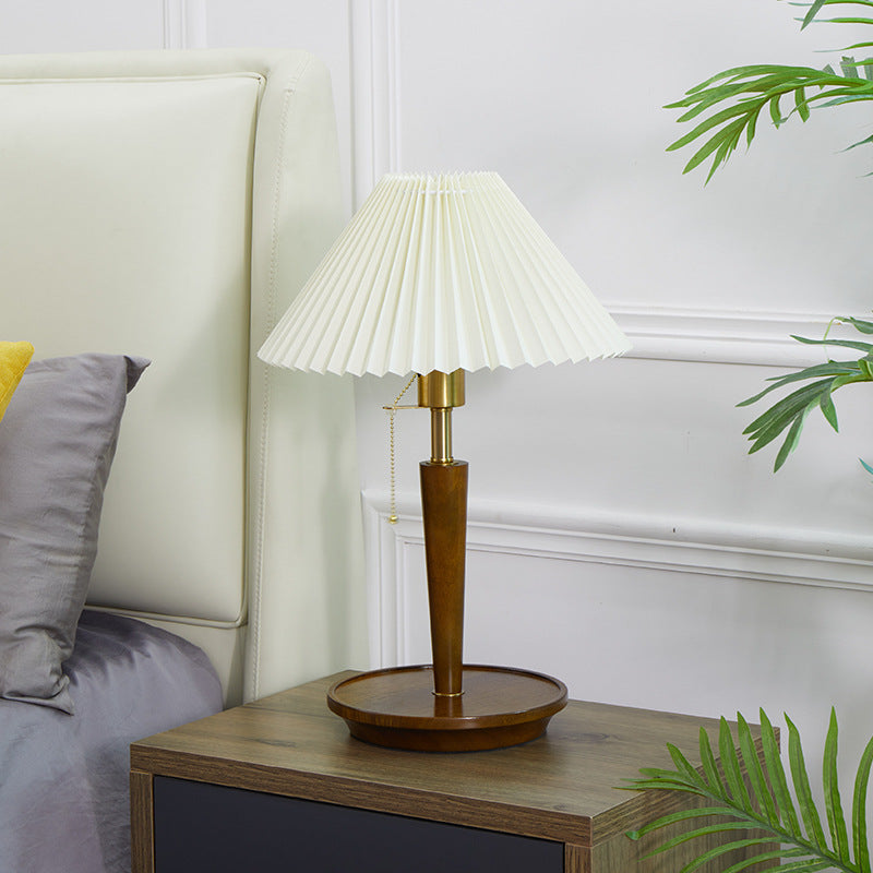 Retro_Pleated_Table_Lamp_5